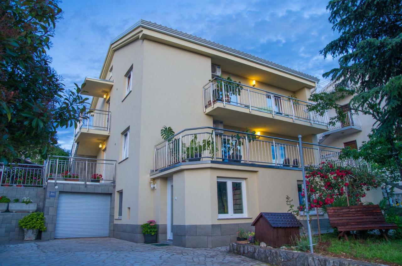 Villa Diogenes Malinska Exterior photo